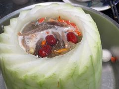 -得意咚瓜·顺德鱼生·冬瓜火锅(深圳首店)