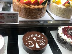 -85度C(生甜甜圈研究工坊·上海松江人民北路店)