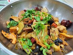 -川山城麻辣香锅(鼎汇美食城店)