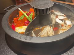 -晓宇重庆火锅(西安荟聚店)