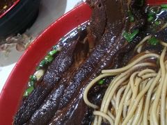 -小龙大肉面馆