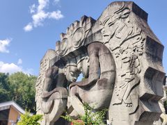 -墨江北回归线标志园
