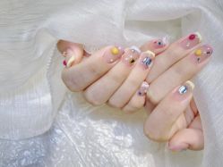 -情同手足美甲美睫