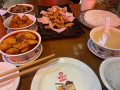 -炉小二铜锅牛蛙•川湘菜(三里屯店)