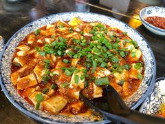 豆腐烧脊髓-乐山食古香跷脚牛肉