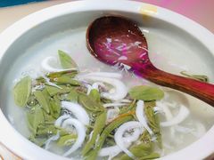 莼菜银鱼羹-探花·意境江南菜·唐伯虎文化体验店·松鼠桂鱼(观前店)
