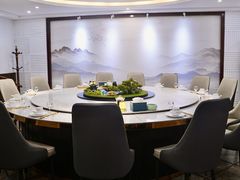 -临江宴餐厅·野生鱼·山里菜(富春江店)