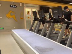 -超鹿运动(大唐世家店)