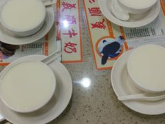 -义顺牛奶公司(板樟堂店)