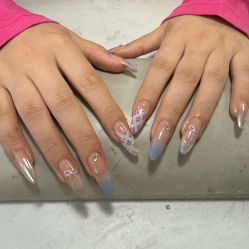 -瞧·享轻奢美甲美睫