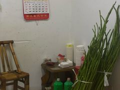 -仓桥直街臭豆腐