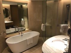 -上海佘山世茂艾美酒店