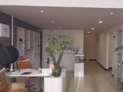 -JNK皮肤管理中心