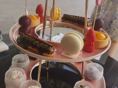 -亚龙湾喜来登·美景台大堂吧