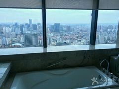 -上海龙之梦万丽酒店