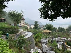 -英德宝晶宫天鹅湖茶语温泉