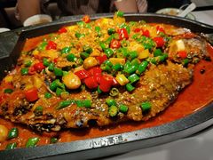 -江边城外烤全鱼(世茂广场店)