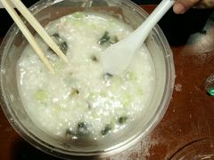 -麦谷轻餐(郑记粥铺金汇店)
