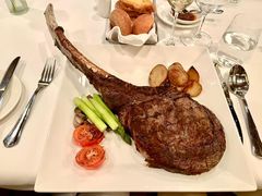 -香港赛马会双鱼河会所