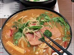 -肥汁米蘭香港米线(宁波路总店)