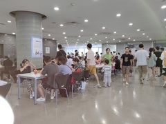 -浦东图书馆读者餐厅