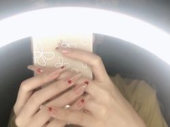 -MONICA BOX美甲美睫