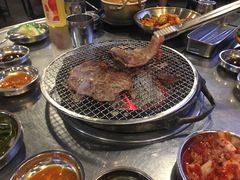 -釜山火炉·海鲜烤肉(紫藤路店)