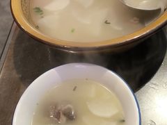 -富正毅三下锅·湘西韵味(天门山索道店)