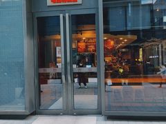 门面-The Habit Burger Grill 哈比特汉堡(复兴soho店)