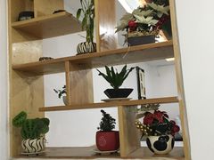 -YI PIN JU 一品居中餐厅 中国超市