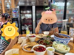 -大众跷脚牛肉馆·非遗传承单位(峨眉山店)