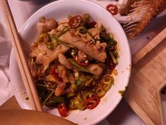 -鸣记脆皮烤鱼·海鲜烤鱼(三八广场店)