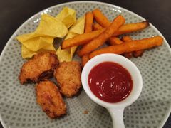 小吃拼盘-théATRE茶聚场·餐厅(环球金融中心店)