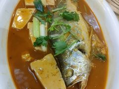 家焖深海黄花鱼-小船渔村•大连菜•大连焖鱼(明泽街店)