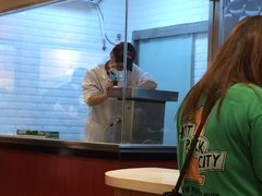 -The Habit Burger Grill 哈比特汉堡(爱琴海店)