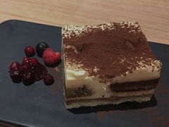 -必胜客(阿罗海店)
