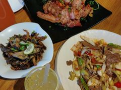 -隔壁老王·家常云南菜(花巷店)