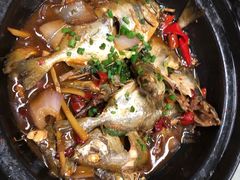 -四川小胡子海鲜(丁村万人海鲜广场店)