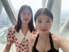 -广州塔卢特斯法国旋转餐厅