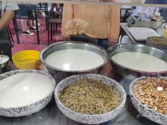 -正宁路小吃夜市