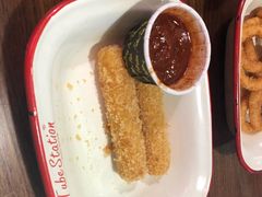 -Tubestation站点比萨(新世界大望路店)