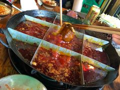 -岗上渣渣老火锅(两路口店)