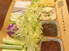 -唐山宴百姓府邸院落中餐