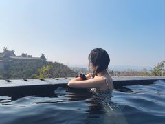 -七彩云南古滇温泉山庄