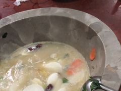 -姚记抚仙湖石锅鱼庄