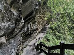 -龙水峡地缝景区