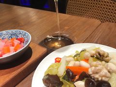 -肆海小川菜酒馆Wine Bistro (青年路店)