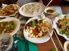 -东北四季饺子王(华山路店)