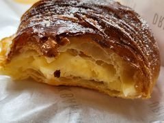 蛋奶可颂-DRUNK BAKER(上海陕康里店)