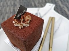 布朗尼-UNI UNI(环亚凯瑟琳店)